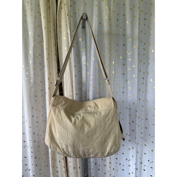 NWT Kipling Women's New Rita Cream Medium Adjustable Messenger Crossbody Bag - Picture 4 of 8